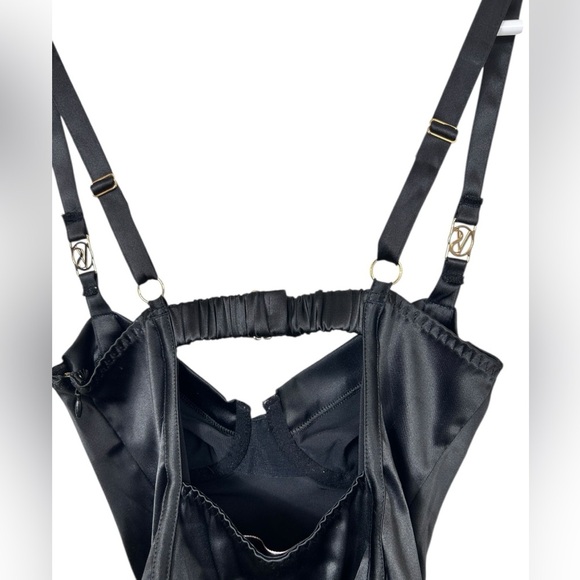 Victoria’s Secret black satin bustier bodysuit, S, corset, thong, Sexy - Picture 5 of 9